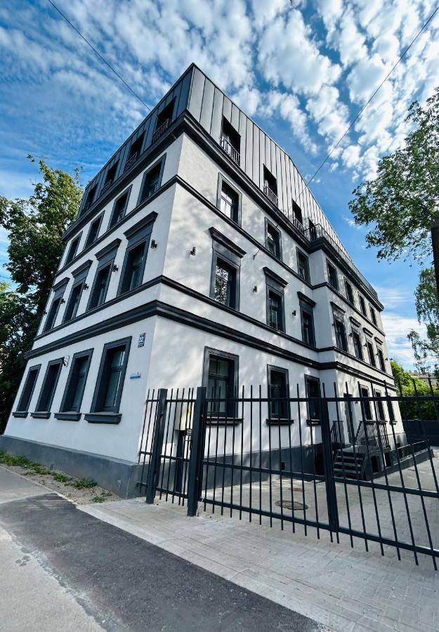 The Right Coast Apartment With Free Private Parking Riga Eksteriør billede